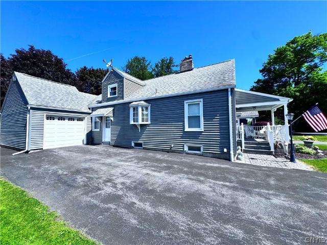 8 Hara Crescent
