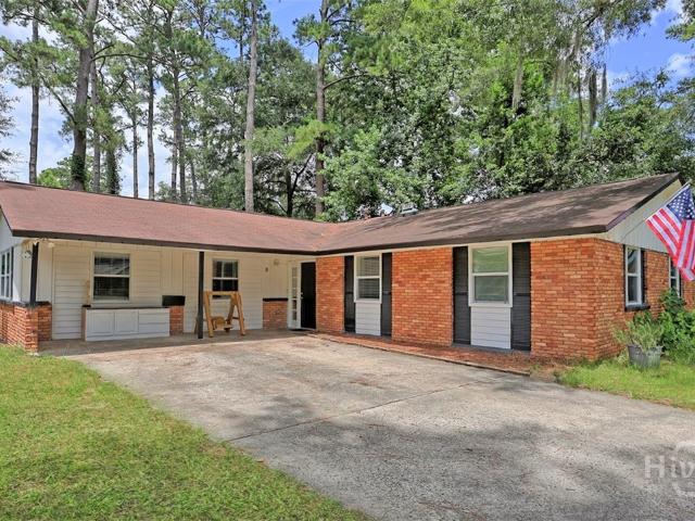 8 Hillyer Drive