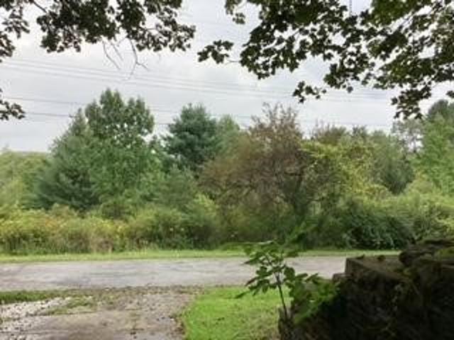 8 Hillside Avenue