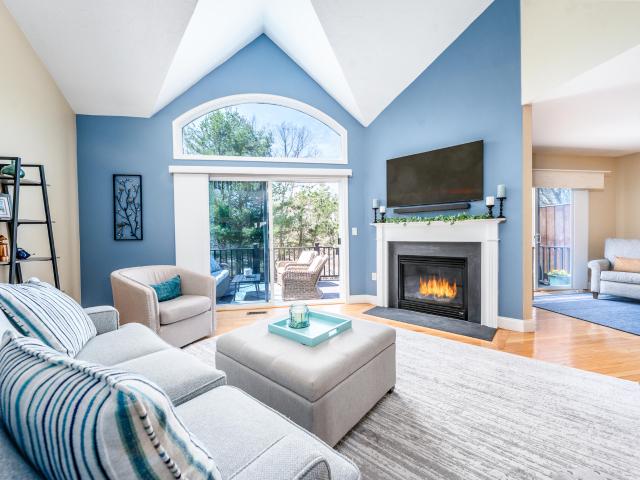 8 Hollyhock Knoll Ct, Unit 8, Bourne, MA 02532 | MLS #73503