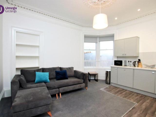 8 Hope Park Crescent, City of Edinburgh, EH8 9NA, United Kingdom | 4 bed apartment for rent #139069928 | Rentberry