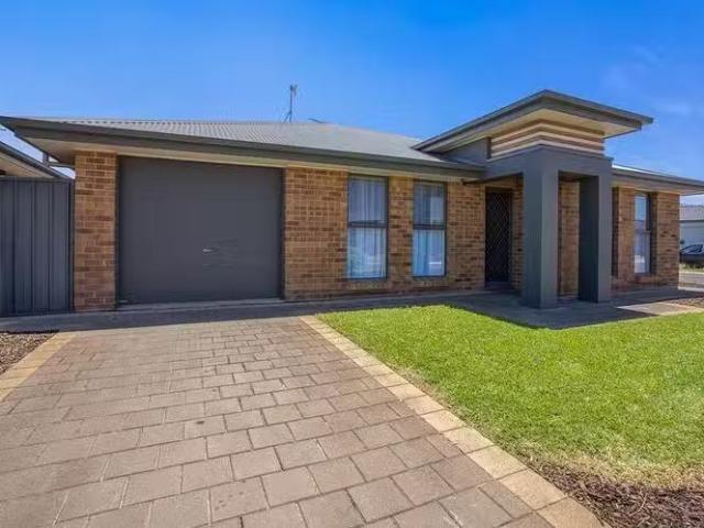 8 Jade Court, Munno Para West, SA 5115