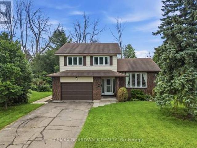 8 Jessie Drive, Perth, ON, K7H 3J1 house for sale | Listing ID X13736 | Royal LePage
