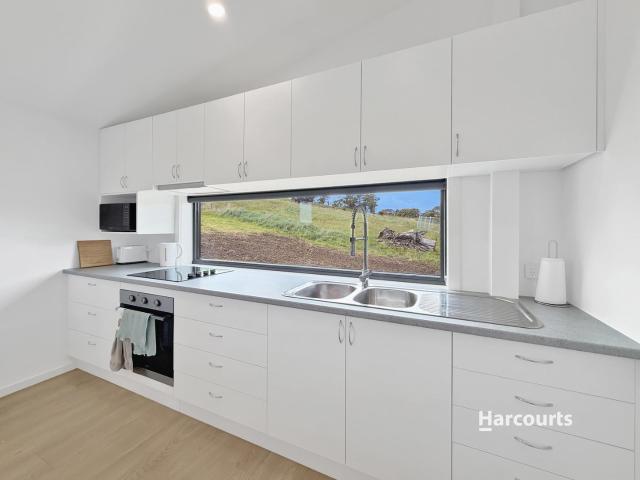 8 Jernej Way, ULVERSTONE, TAS 7315