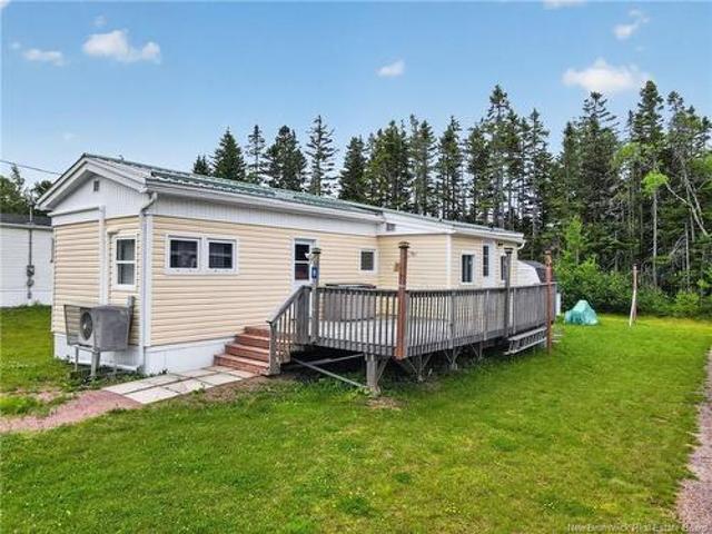 8 Kenneth St, Sackville, NB, E4L 0B9 house for sale | Listing ID NB144326 | Royal LePage