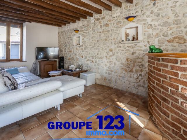 8 Kms De Chablis 169m² Villy