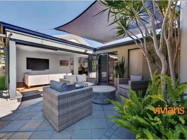 8 Laing Lane, MOSMAN PARK House for rent Listed by Joanne Joh.
