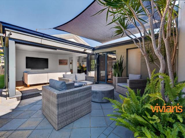 8 Laing Lane, MOSMAN PARK WA 6012 Vivians Real Estate