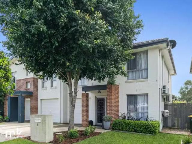 8 Laurina Street, Mount Annan, NSW 2567
