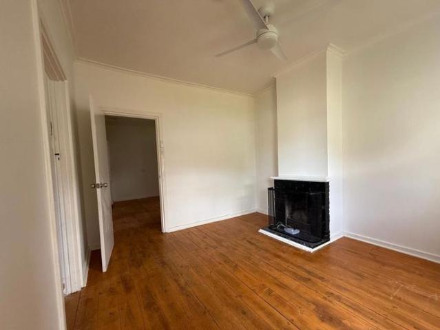8 Leslie Street, Elizabeth East Updated, Bright & Comfortable Living