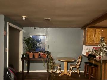 8 Locust Street