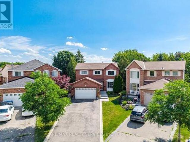 8 Paramount Place, Brampton, ON, L6Y 2T3 house for sale | Listing ID W13640 | Royal LePage