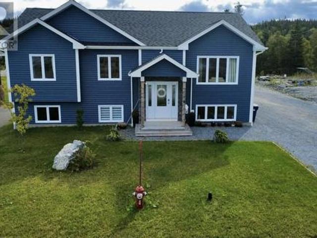 8 Parkway Heights, Corner Brook, NL, A2H 7E6 house for sale | Listing ID 1303 | Royal LePage