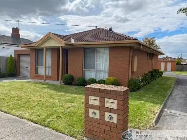8 Power Street, Dandenong, VIC 3175