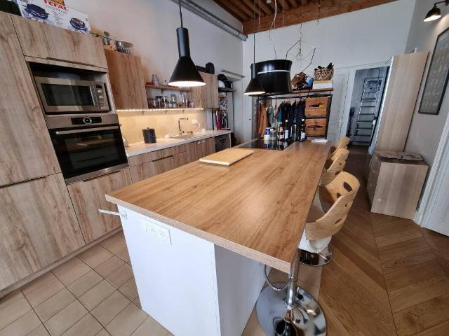 8 rue Justin Godart Lyon 69004 T4 Meublé 1490 €CC
