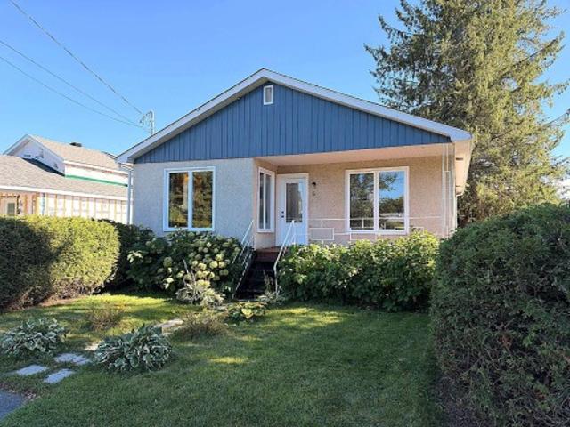 8 Rue Lanthier, Saint André Avellin, QC, J0V 1W0 house for sale | Listing ID 28695 | Royal LePage