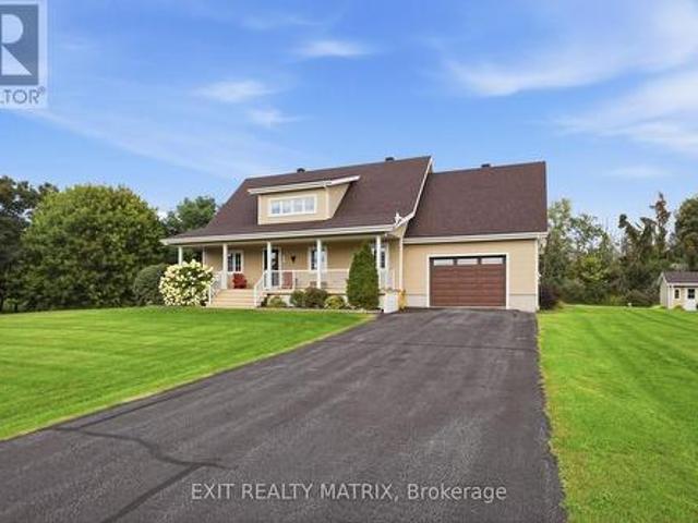 8 Ravary Street, Champlain, ON, K0B 1K0 house for sale | Listing ID X13773 | Royal LePage