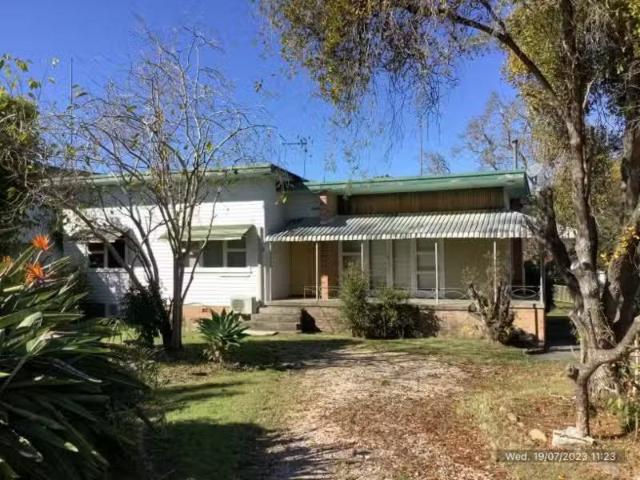 8 Richardson Street, TAREE House for rent Listed by Renae Hoa.