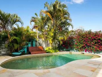 8 Ridgeway Avenue, Southport, QLD 4215