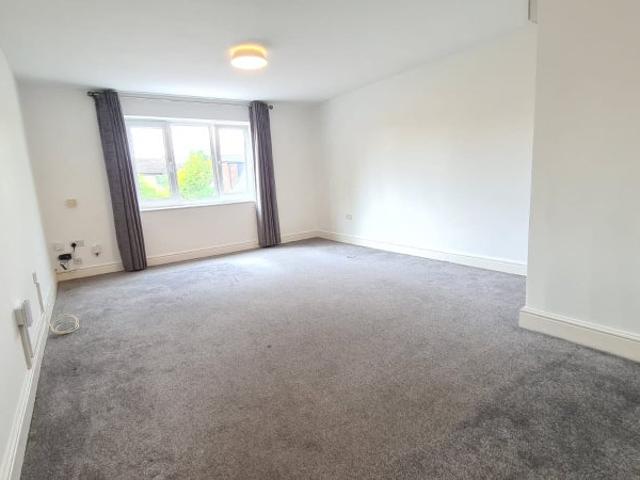 8 River Court, Ferry Lane, Cambridge