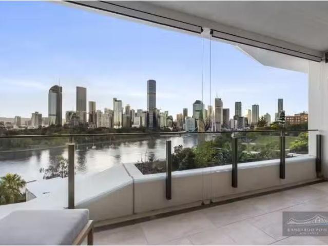 8 River Terrace, Kangaroo Point Apartment for rent Listed by.
