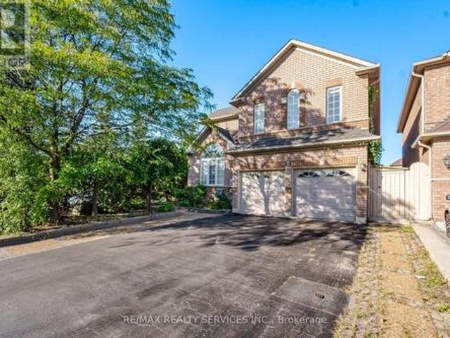 8 Riverbank Road, Brampton, ON, L6R 2H6 house for sale | Listing ID W13789 | Royal LePage