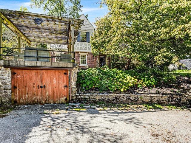 8 Rockland Court