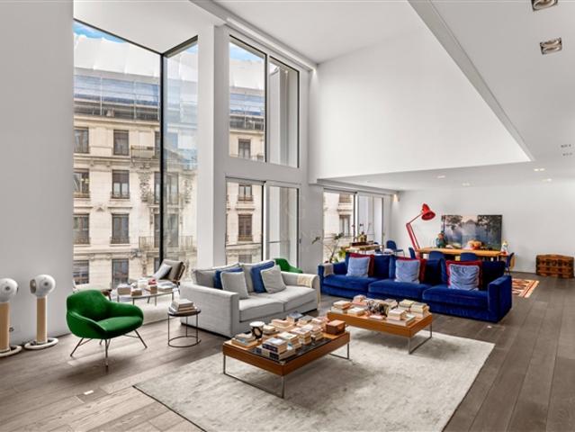 8 Room apartment