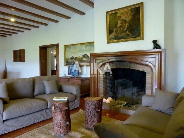 8 room luxury Farmhouse for rent in Ontinyent, Spain