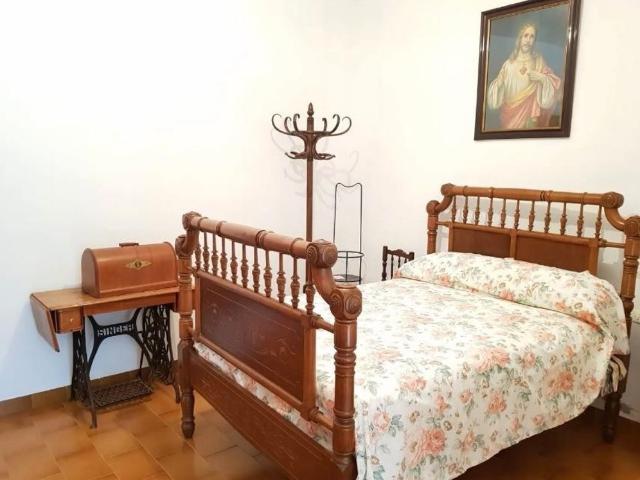 8 room luxury House for rent in Vall d'Alba, Spain