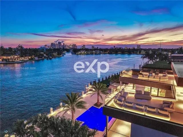 8 room luxury Villa for sale in Fort Lauderdale, Florida