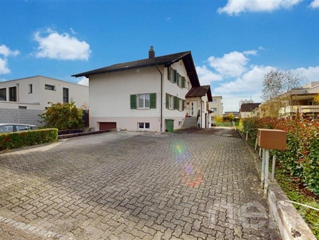 8 Room single house