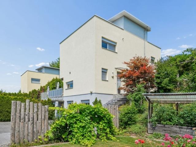 8 Room single house