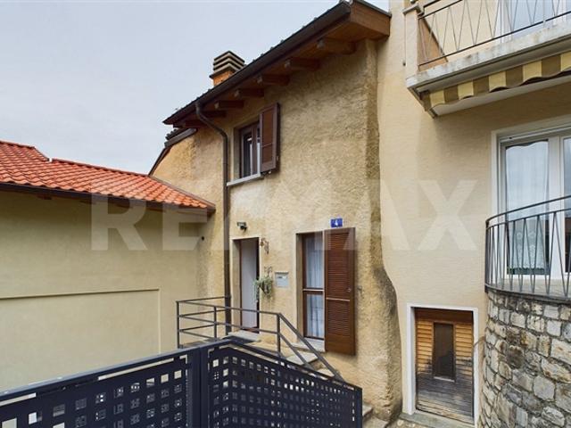 8 Room single house