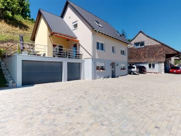 8 Room single house