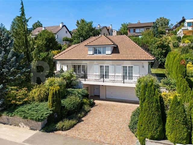 8 Room villa