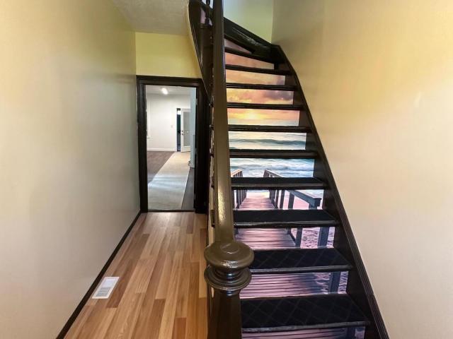 8 St Marys Avenue