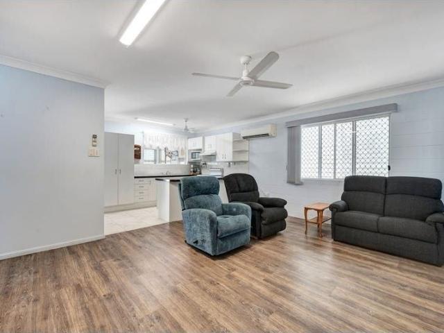 8 Star Ct, Mount Louisa