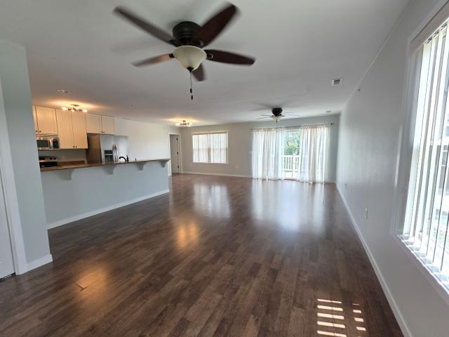 8 Starboard Street # D