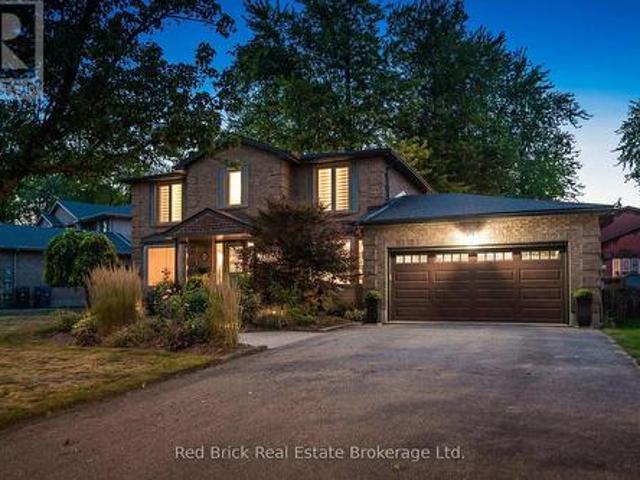 8 Sugarbush Place, Guelph Willow West/Sugarbush/West Acres, ON, N1H 7Z3 house for sale | Listing ID X13852 | Royal LePage