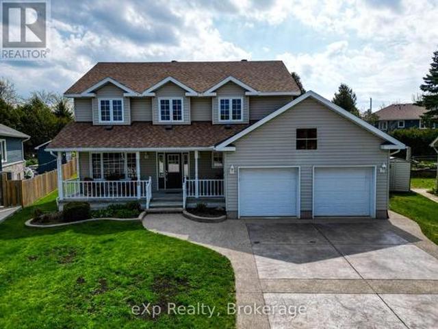 8 Sandpiper Court, Saugeen Shores, ON, N0H 2L0 house for sale | Listing ID X13615 | Royal LePage