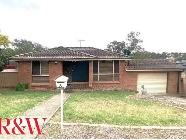 8 Sauternes Place, Eschol Park House for rent Listed by Prope.