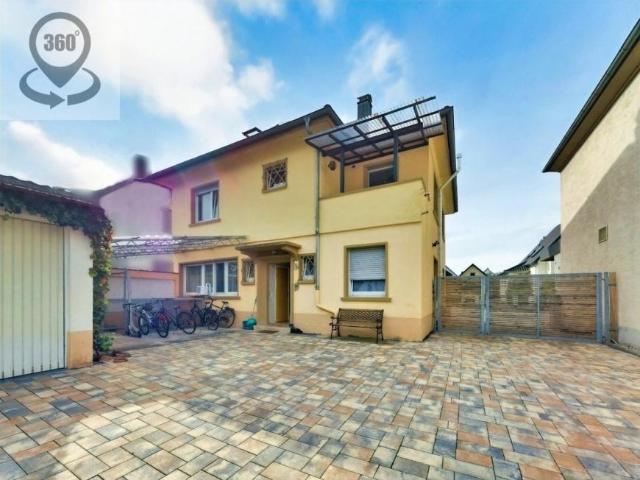 8 Schlafzimmer Villa Bad Schönborn Bad Schönborn LS105704918