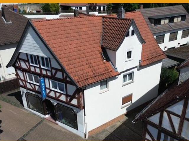 8 Schlafzimmer Villa Schwalmstadt Schwalmstadt 105945898