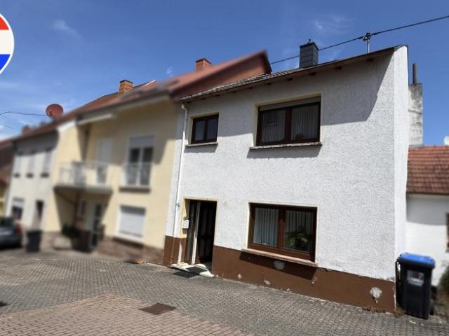 8 Schlafzimmer Haus Marpingen Deutschland 103804290