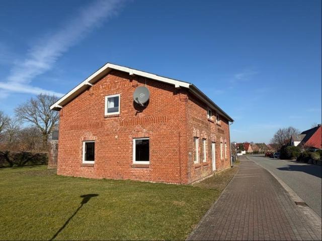 8 Schlafzimmer Haus Erfde Deutschland LS103180550