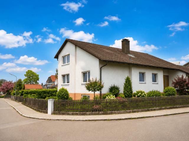 8 Schlafzimmer Haus Großmehring Deutschland 103544432
