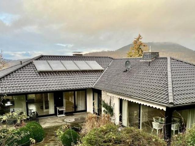 8 Schlafzimmer Haus Habichtswald Deutschland 85839641