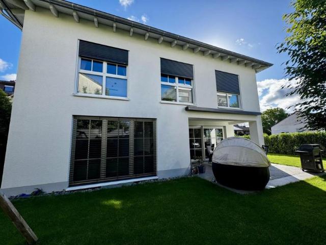 8 Schlafzimmer Haus Hofheim Deutschland 105032797