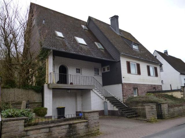 8 Schlafzimmer Haus Holzminden Deutschland LS103924191